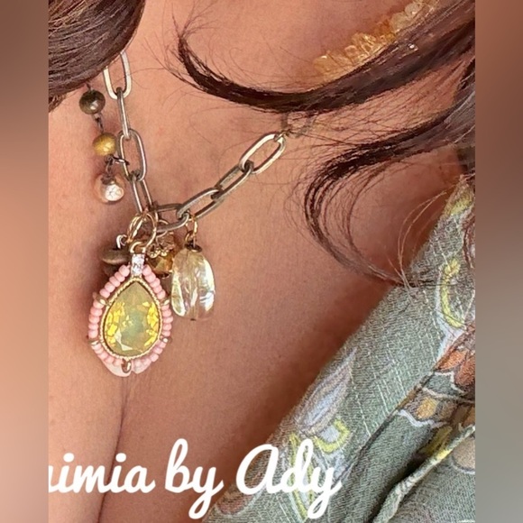 Elegant Gold and Silver Necklace citrine charms - Picture 5 of 9